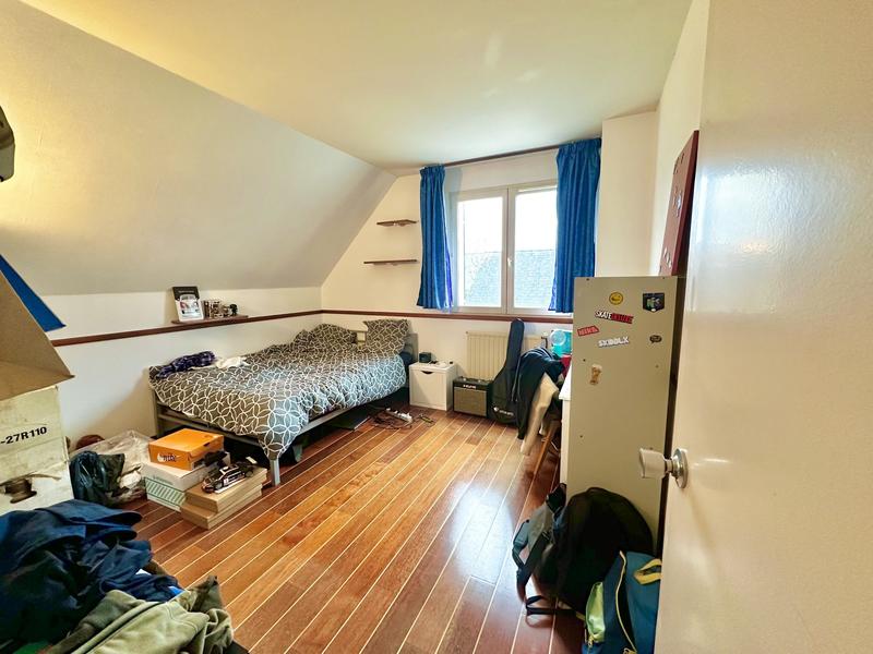 Maison - 188 m² - 7 pièces