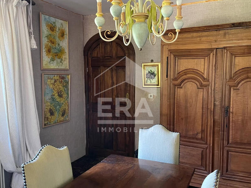 Maison - 500 m² - 10 pièces