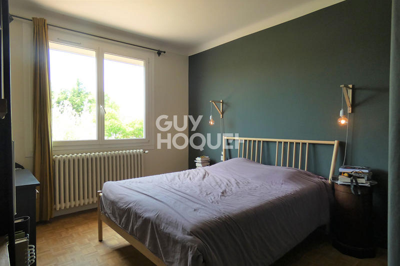 Maison - 234 m² - 7 pièces