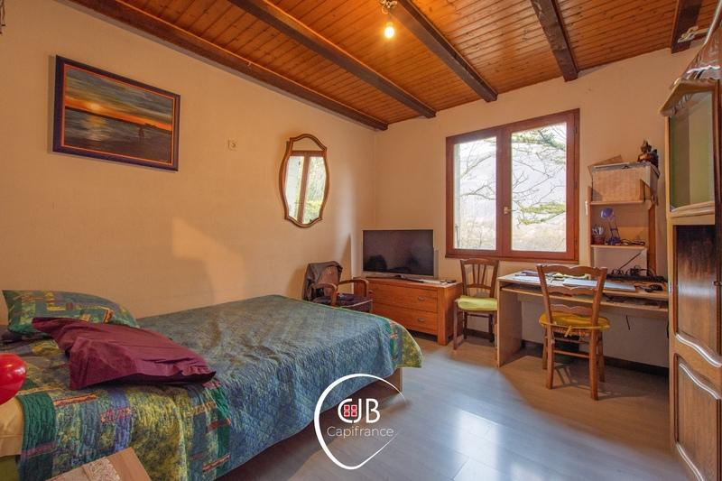 Maison - 191 m² - 6 pièces