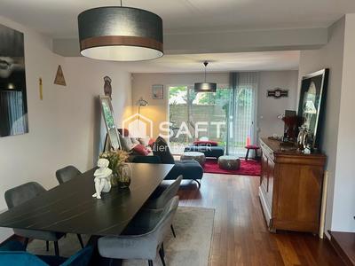 Maison - 125 m² - 6 pièces