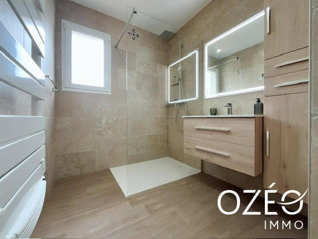 Maison contemporaine - 95 m² - 4 pièces