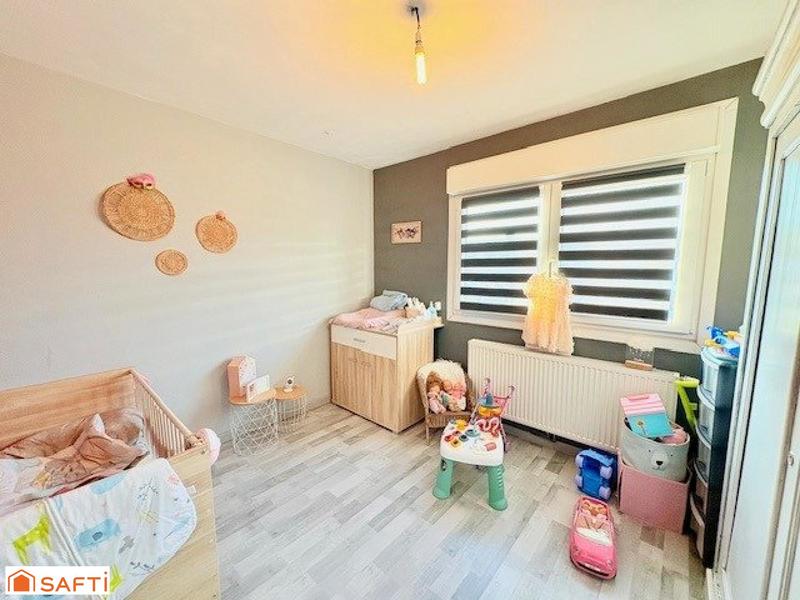 Maison - 85 m² - 5 pièces