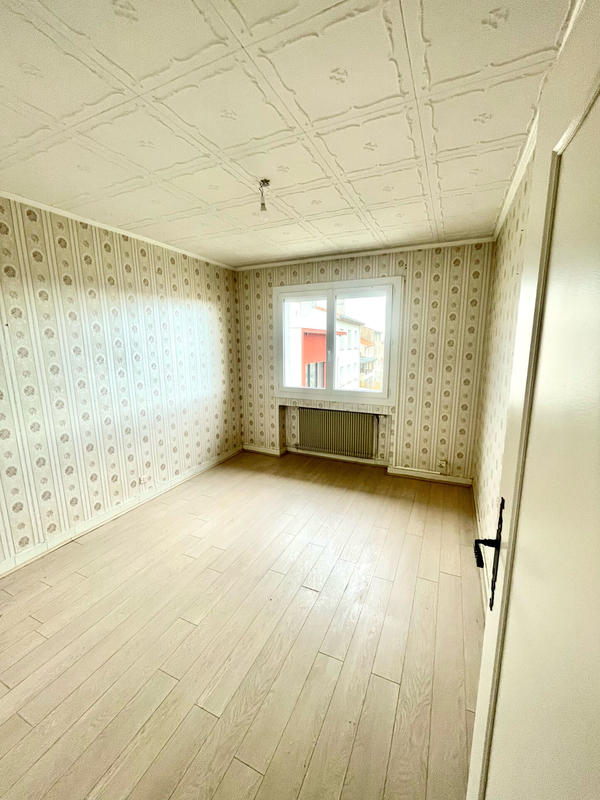 Maison - 104 m² - 5 pièces