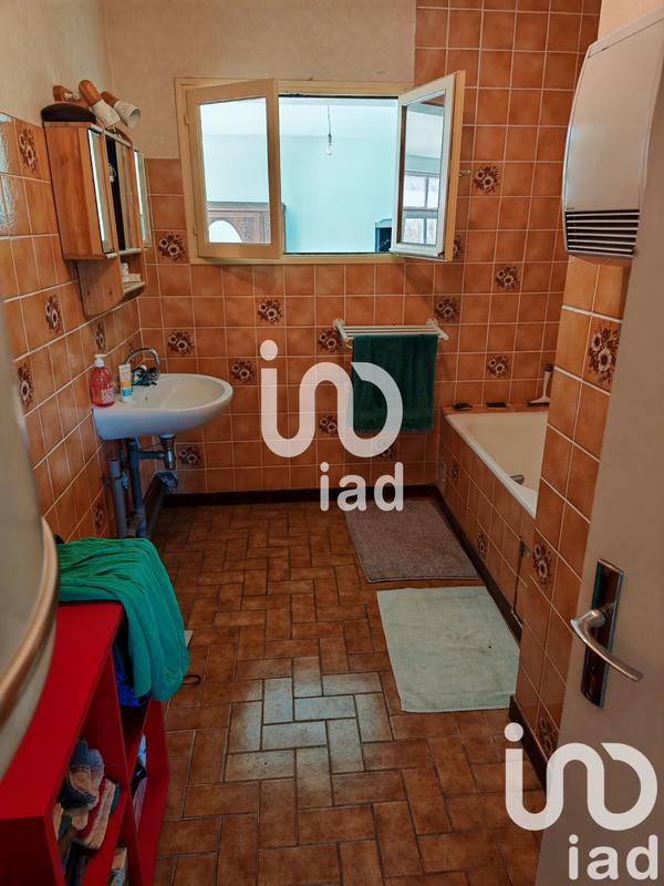 Maison - 107 m² - 4 pièces