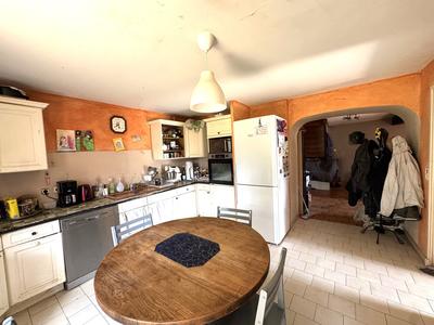 Maison - 140 m² - 6 pièces