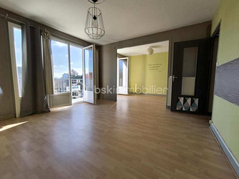 Appartement - 75 m² - 4 pièces