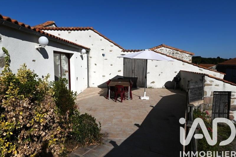 Maison - 178 m² - 7 pièces