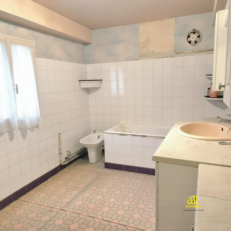 Maison ancienne - 104 m² - 5 pièces