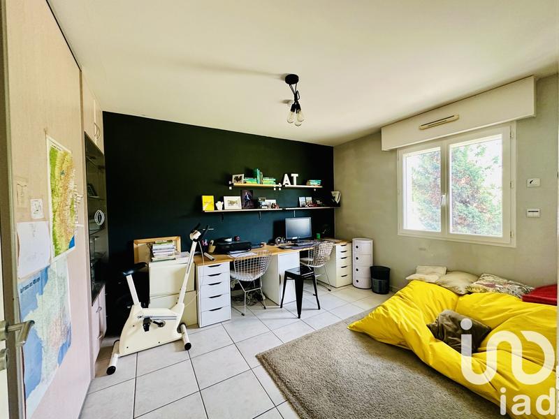 Maison - 181 m² - 6 pièces