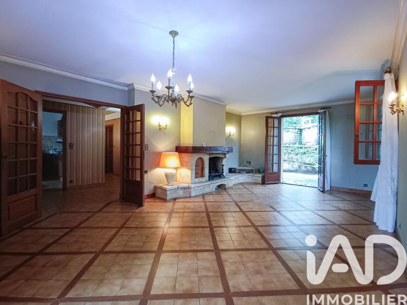 Maison - 158 m² - 6 pièces