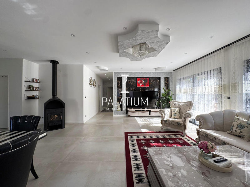 Maison contemporaine - 111 m² - 5 pièces