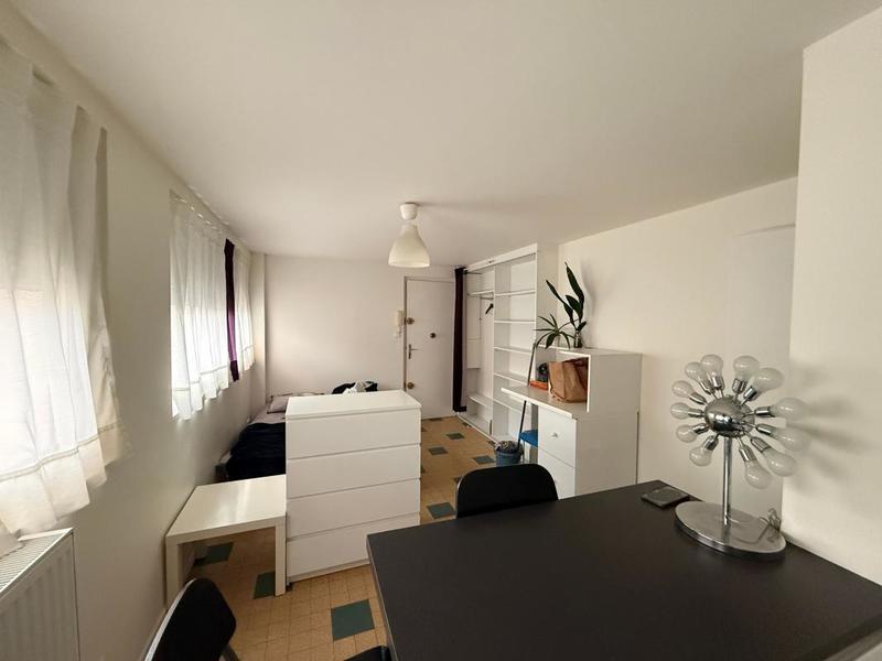 Studio - 21 m² - 1 pièce