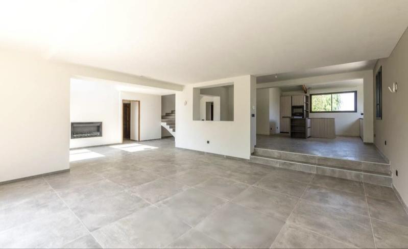 Maison ancienne - 217 m² - 7 pièces