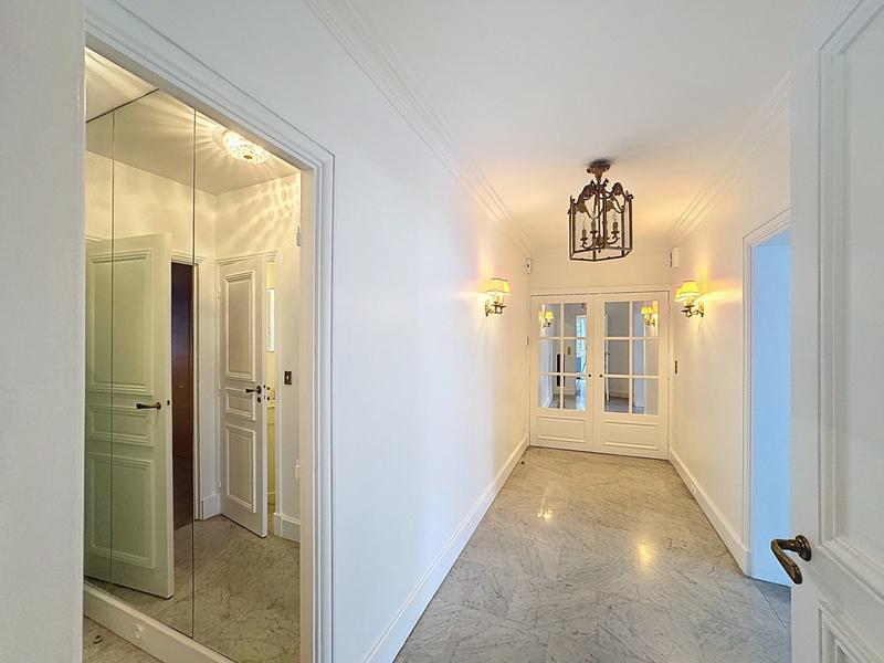 Appartement - 115 m² - 3 pièces