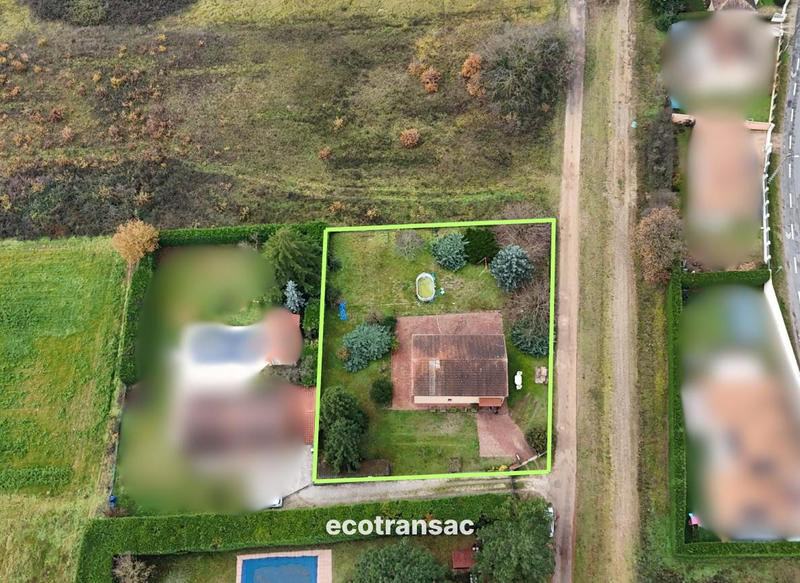 Maison - 92 m² - 4 pièces