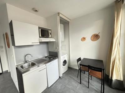 Studio - 57 m² - 1 pièce