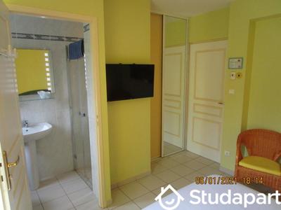 Chambre - 14 m² - 1 pièce