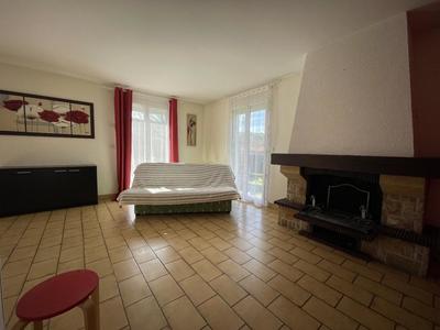 Maison traditionnelle - 140 m² - 8 pièces