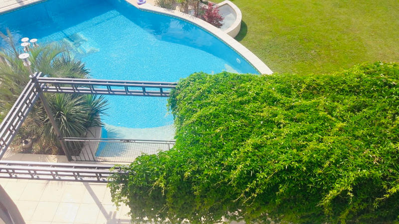 Maison - 365 m² - 12 pièces