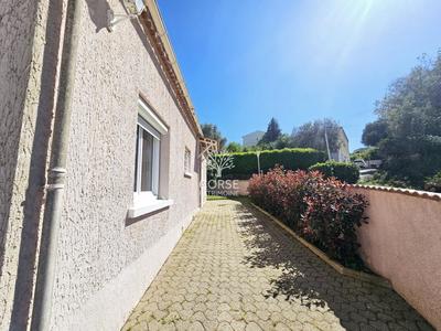 Maison - 90 m² - 5 pièces