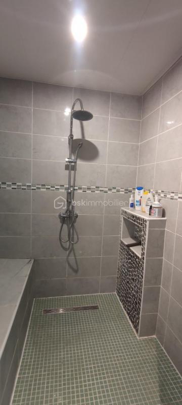 Maison - 146 m² - 7 pièces