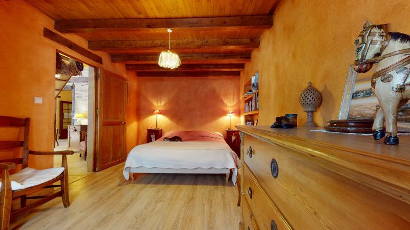 Maison traditionnelle - 210 m² - 6 pièces