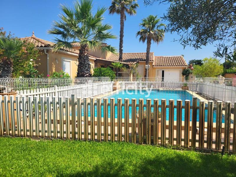 Maison - 165 m² - 8 pièces