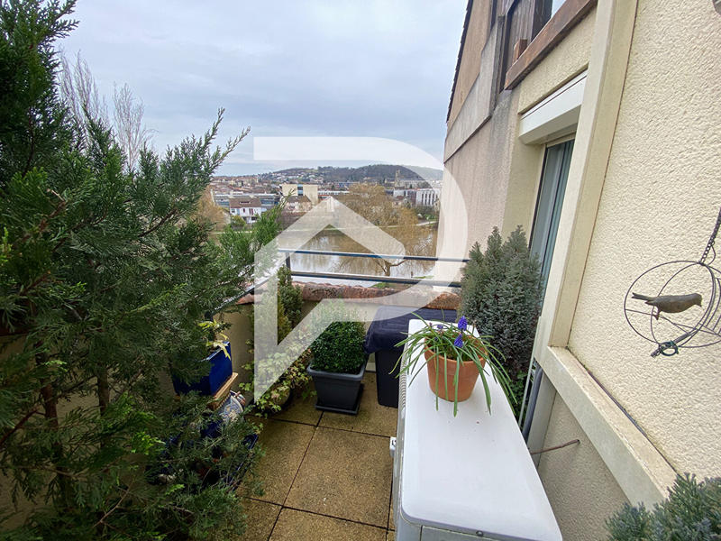 Appartement - 103 m² - 4 pièces