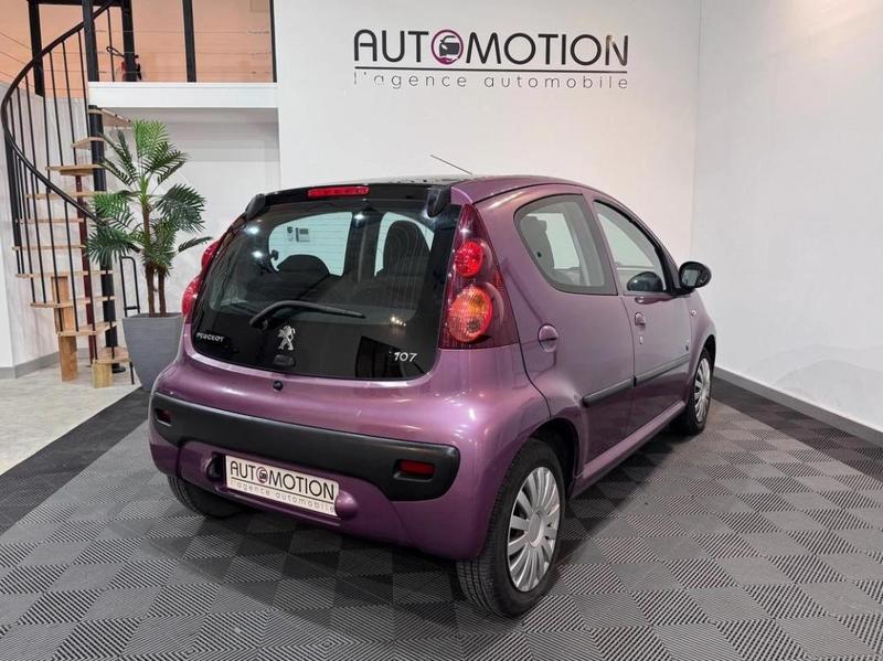 Peugeot 107 1.0i 68ch