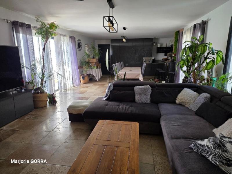 Maison - 142 m² - 5 pièces