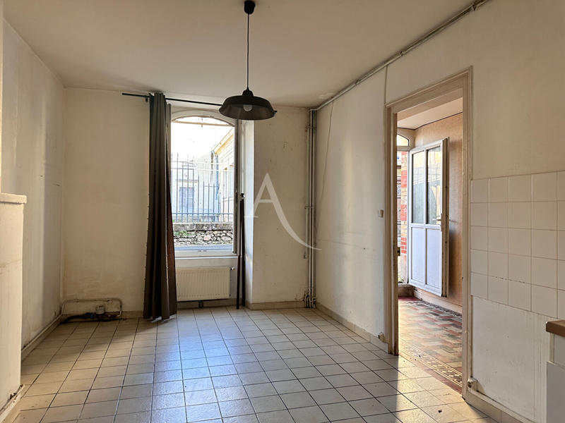 Maison - 263 m² - 5 pièces