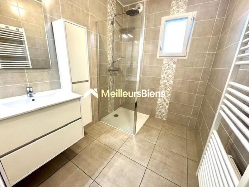 Maison - 77 m² - 5 pièces