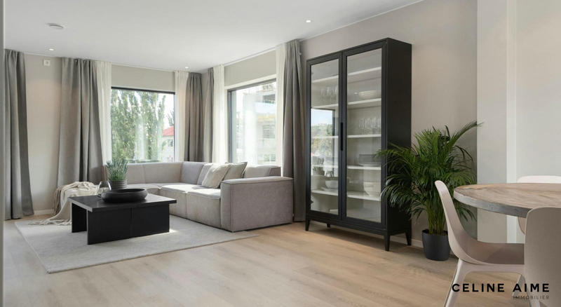 Appartement - 82 m² - 4 pièces