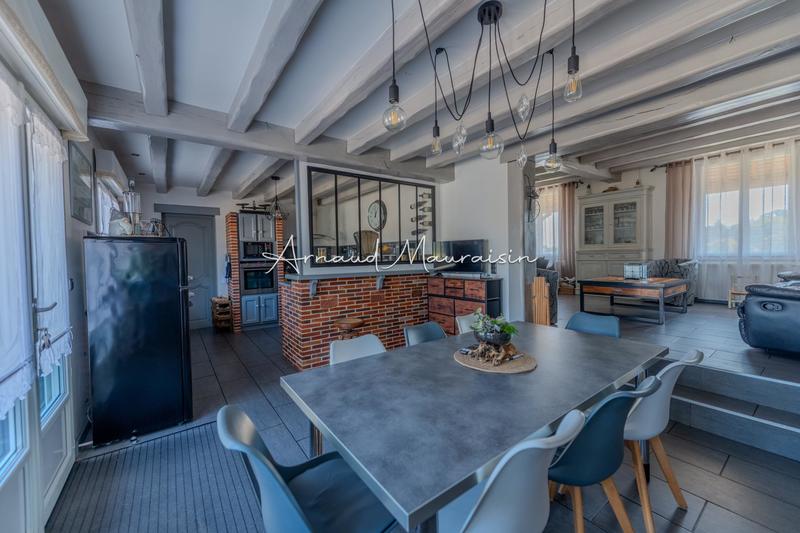 Maison - 103 m² - 5 pièces