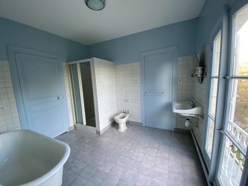 Maison de maîtres - 420 m² - 19 pièces