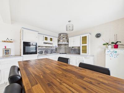 Maison - 124 m² - 6 pièces