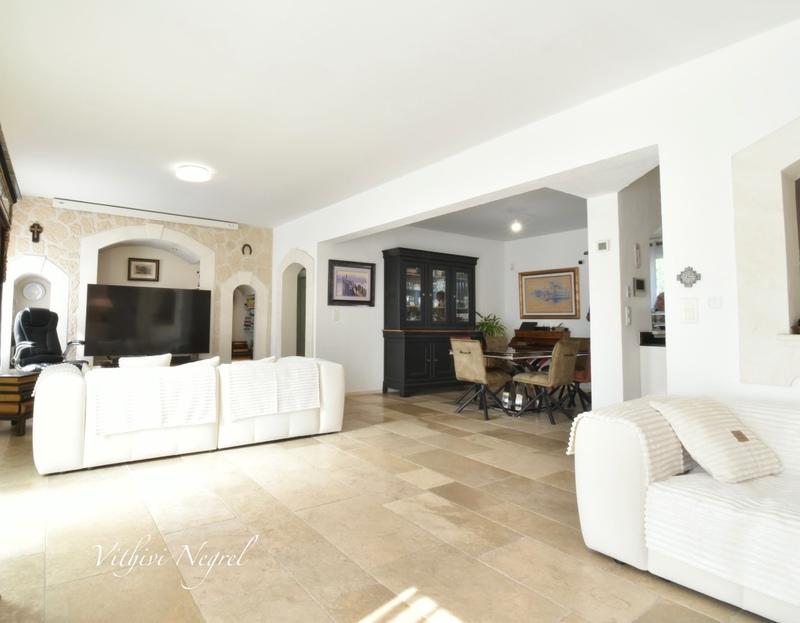 Maison - 150 m² - 5 pièces