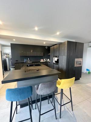 Appartement - 180 m² - 4 pièces