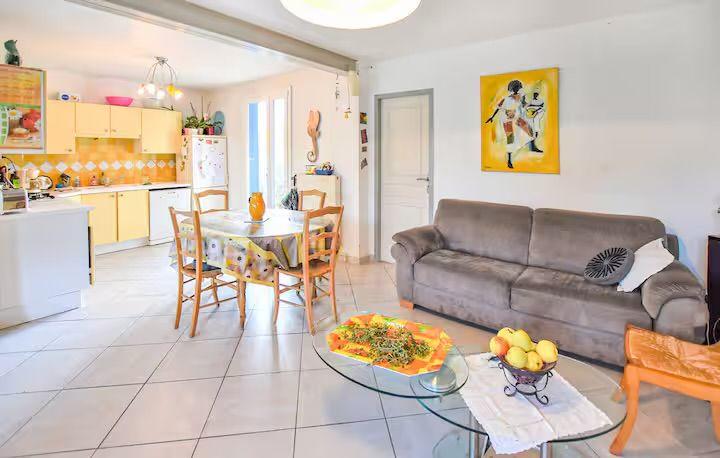 Maison - 93 m² - 5 pièces