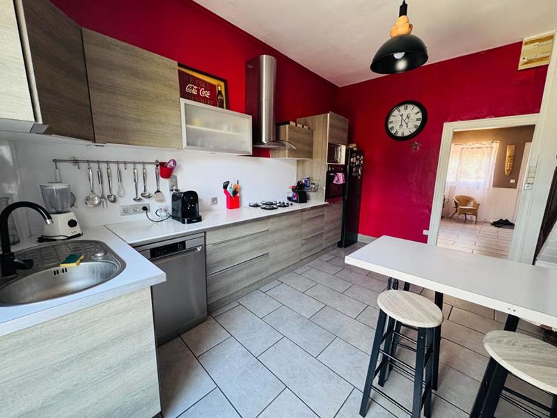 Maison - 144 m² - 6 pièces