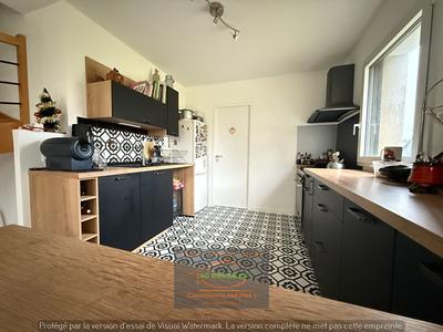 Maison - 100 m² - 6 pièces