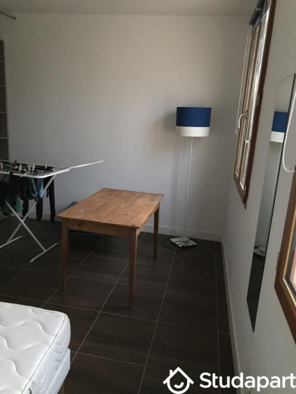 Chambre - 15 m² - 1 pièce