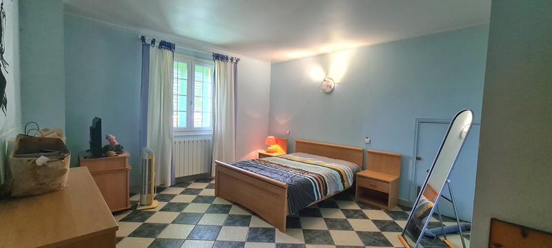 Maison - 209 m² - 6 pièces