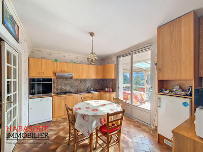 Maison - 159 m² - 7 pièces