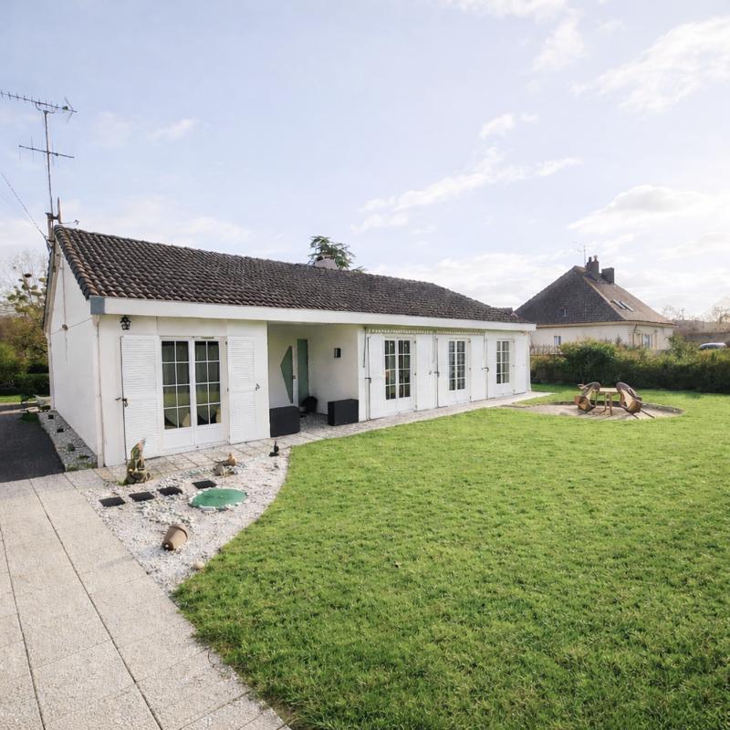 Pavillon - 150 m² - 6 pièces