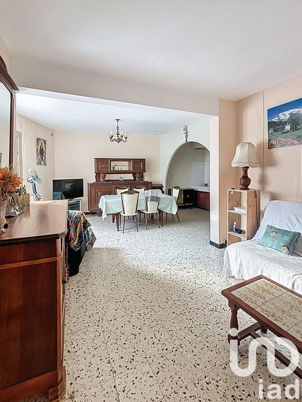 Maison - 200 m² - 5 pièces