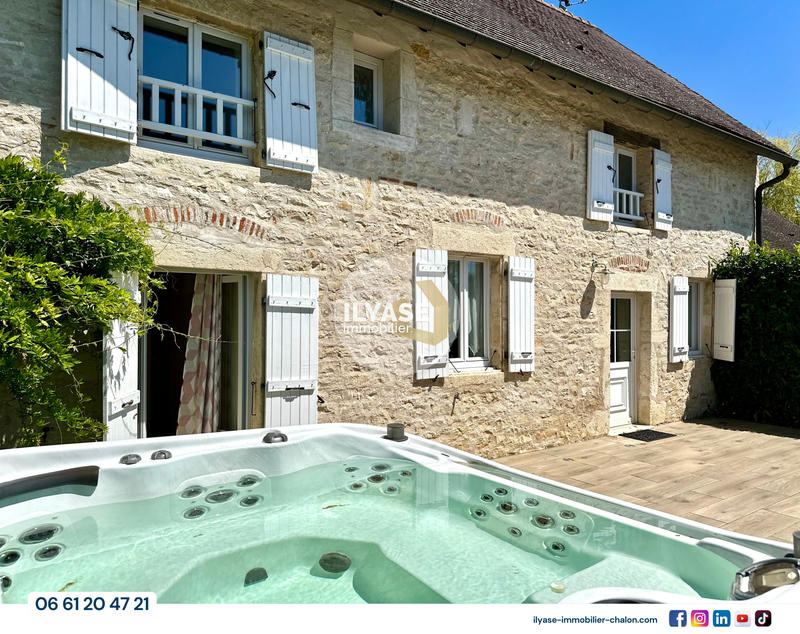 Maison - 150 m² - 7 pièces