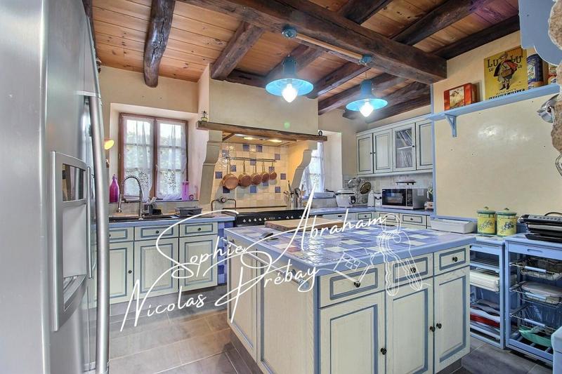 Maison - 169 m² - 6 pièces