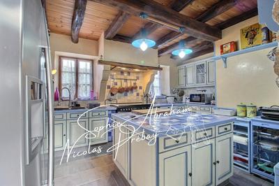 Maison - 169 m² - 6 pièces